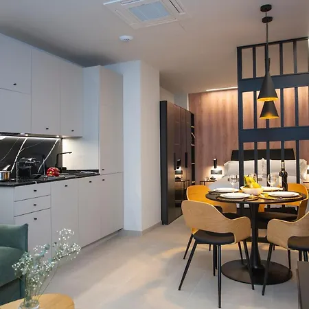 Apartment Neobeds - Stylish Modern 1br Near Old Town & Steps From Turia Park Valencia