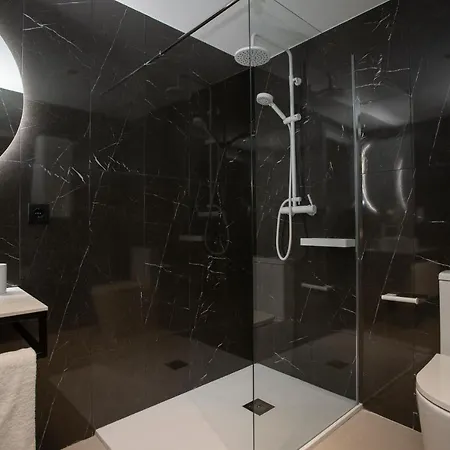 Apartment Neobeds - Stylish Modern 1br Near Old Town & Steps From Turia Park