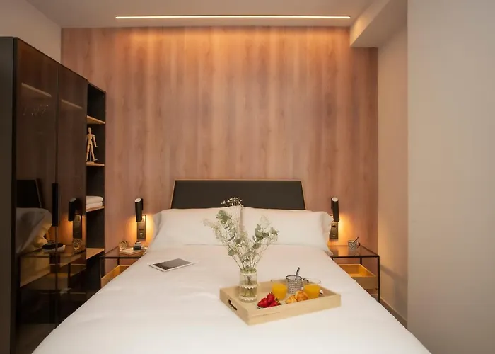 Neobeds - Stylish Modern 1br Near Old Town & Steps From Turia Park Valencia