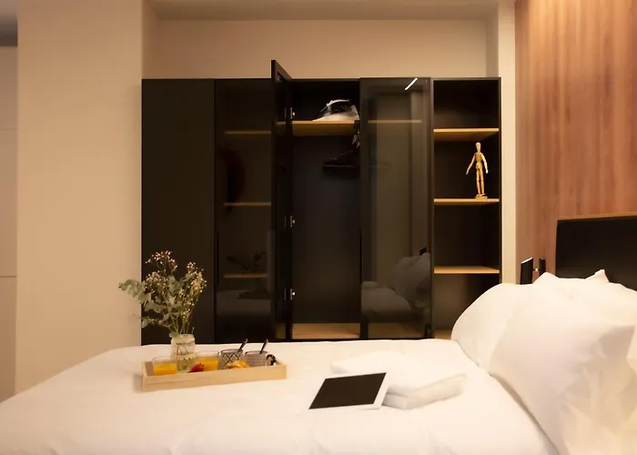Neobeds - Stylish Modern 1br Near Old Town & Steps From Turia Park * Valencia