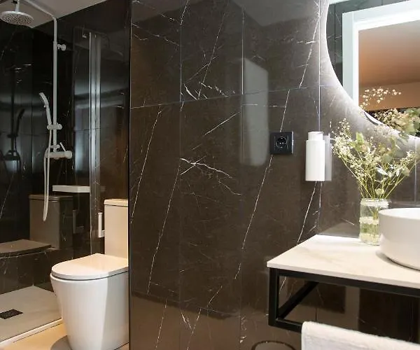 Neobeds - Stylish Modern 1br Near Old Town & Steps From Turia Park Valencia