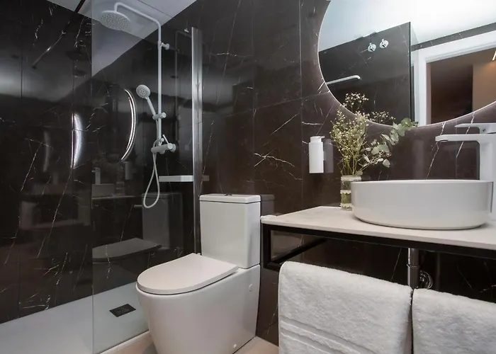 Apartamento Neobeds - Stylish Modern 1br Near Old Town & Steps From Turia Park Valencia
