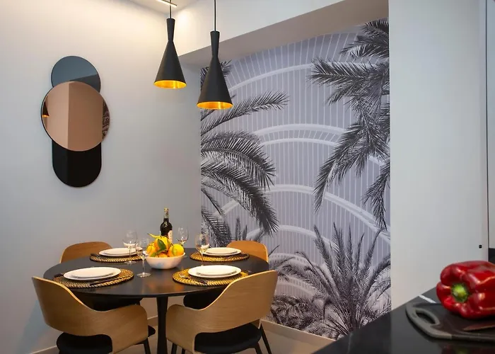 Apartamento Neobeds - Stylish Modern 1br Near Old Town & Steps From Turia Park Valencia
