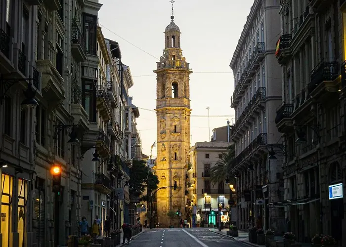Neobeds - Stylish Modern 1br Near Old Town & Steps From Turia Park Valencia