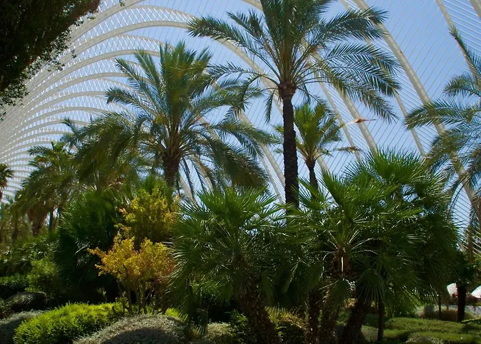 Neobeds - Stylish Modern 1br Near Old Town & Steps From Turia Park Apartamento Valencia