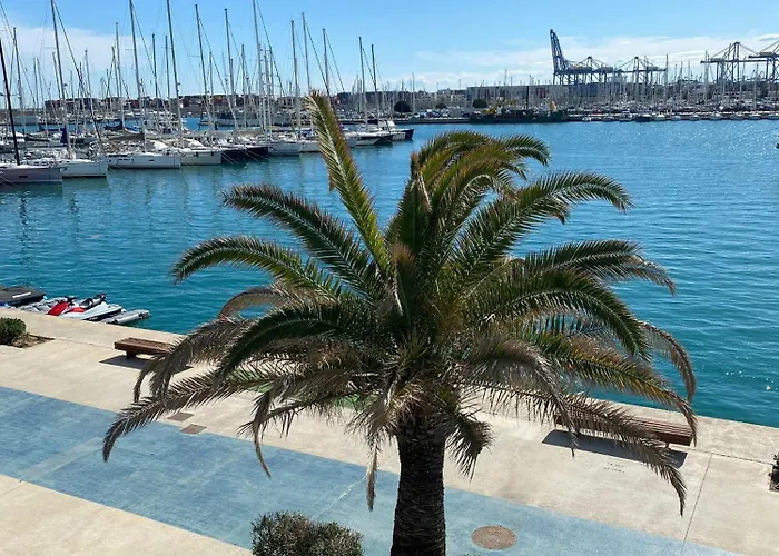 Neobeds - Stylish Modern 1br Near Old Town & Steps From Turia Park Valencia